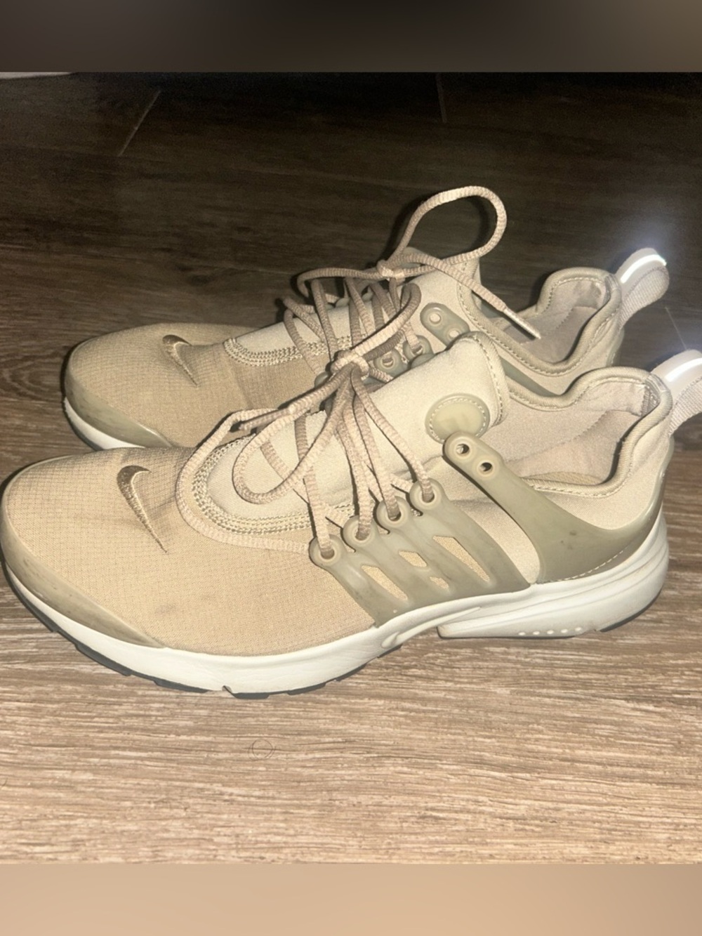 Nike Beige Sneakers Size 8